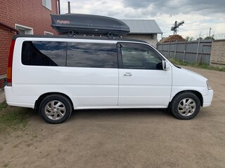2000 Honda Stepwgn I Рестайлинг, белый, 535000 рублей, вид 3