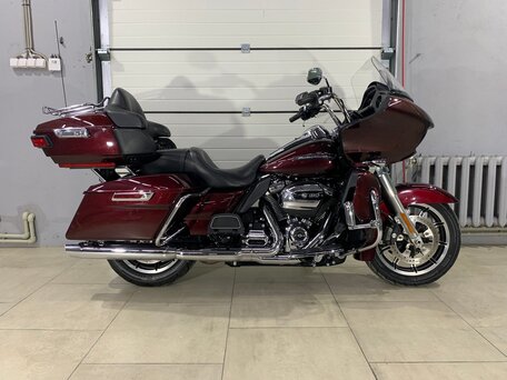 2019 Harley-Davidson Road Glide, пурпурный, 1750000 рублей, вид 3