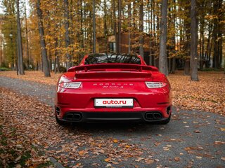 2014 Porsche 911 Turbo S VII (991), красный, 8400000 рублей, вид 4