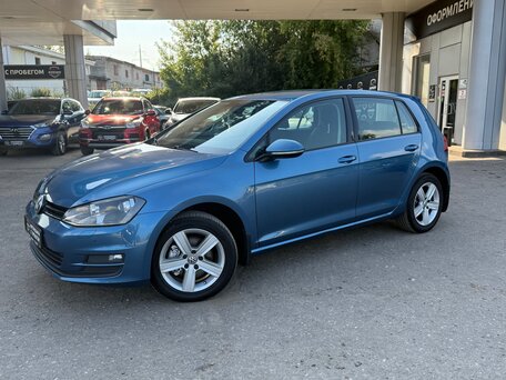 2013 Volkswagen Golf VII, голубой, 1270000 рублей, вид 2