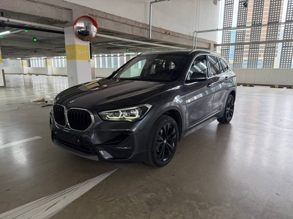 Открыть фотографии: BMW X1 II (F48) Рестайлинг