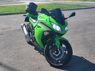 2014 Kawasaki Ninja 300, зелёный, 420000 рублей, вид 1