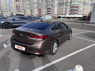 2017 Hyundai Sonata VII (LF) Рестайлинг, коричневый, 1650000 рублей, вид 4