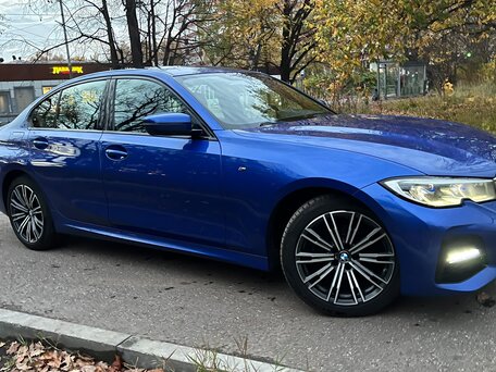 2020 BMW 3 серии 320d xDrive VII (G2x), синий, 3650000 рублей, вид 4