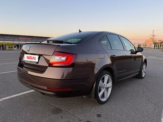 2019 Skoda Octavia III (A7) Рестайлинг, коричневый, 2000000 рублей, вид 4