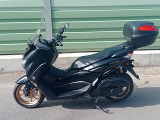 2023 Yamaha NMAX, чёрный, 425000 рублей, вид 3
