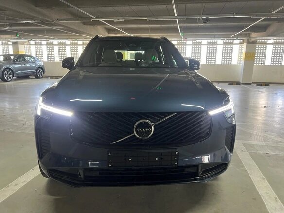 2026 Volvo XC90 B6 II Рестайлинг 2, синий, 9600000 рублей - вид 1