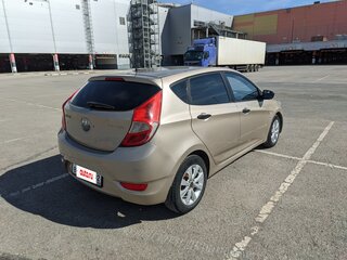 2012 Hyundai Solaris I, бежевый, 650000 рублей, вид 5