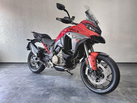 2026 Ducati Multistrada V4, красный, 3360000 рублей, вид 2