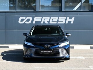 2018 Toyota Camry VIII (XV70), синий, 2390000 рублей, вид 3