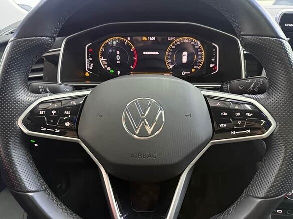 2023 Volkswagen Tiguan L II Рестайлинг (China Market), чёрный, 2400000 рублей - вид 9