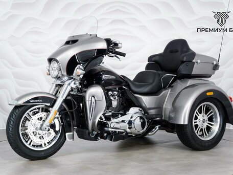 2016 Harley-Davidson Tri Glide, серебристый, 3499000 рублей, вид 3