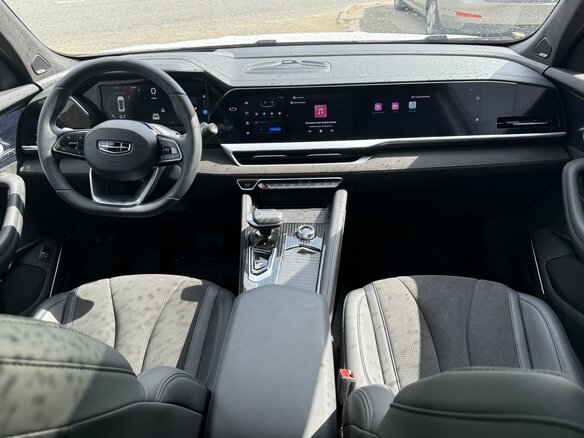 2026 Geely Monjaro I, белый, 4904990 рублей - вид 8