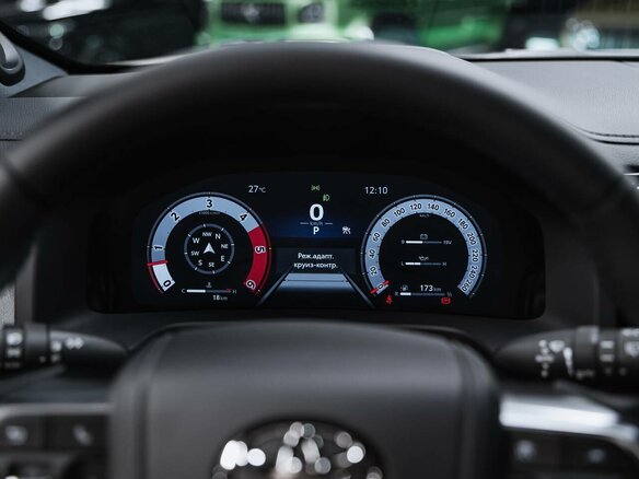 2026 Toyota Land Cruiser 300 Series, белый, 14850000 рублей - вид 13