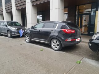 2011 Kia Sportage III, чёрный, 1395000 рублей, вид 2
