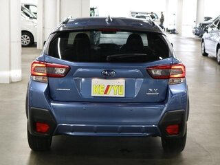 2022 Subaru XV II Рестайлинг, синий, 2200000 рублей, вид 5