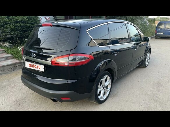 2011 Ford S-MAX I Рестайлинг, чёрный, 700000 рублей - вид 3
