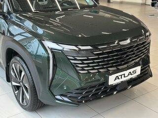 2026 Geely Atlas II, зелёный, 3449990 рублей, вид 4