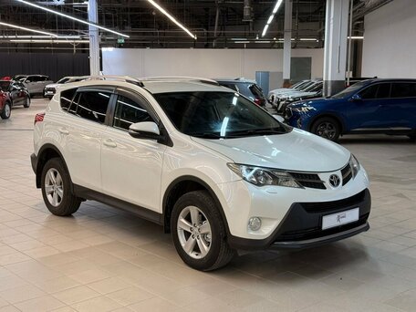 2014 Toyota RAV4 IV (XA40), белый, 1627000 рублей, вид 3