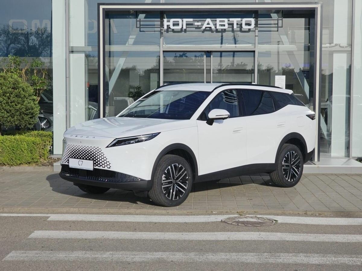 Открыть фотографии: Omoda C7