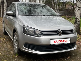 2014 Volkswagen Polo V, серебристый, 1050000 рублей, вид 2