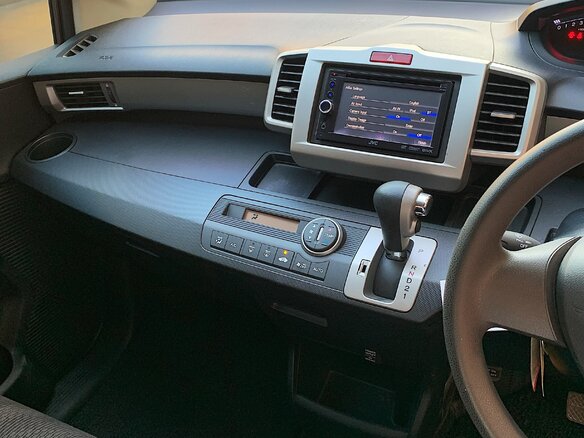 2014 Honda Freed I Рестайлинг, серый, 1090000 рублей - вид 9