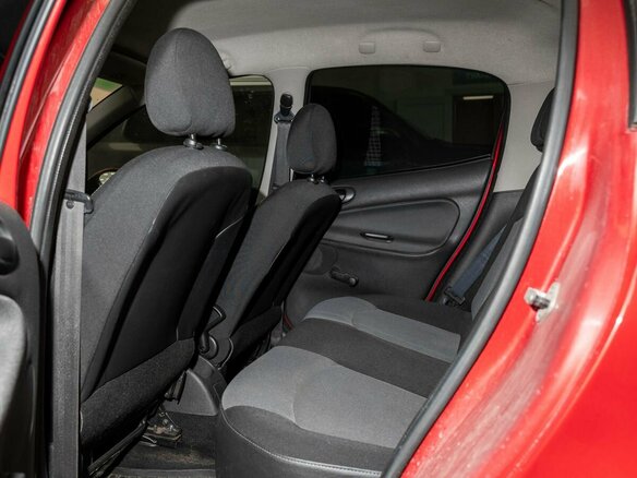 2008 Peugeot 206, красный, 250000 рублей - вид 16
