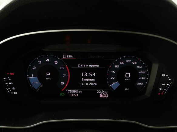 2021 Audi Q3 40 TFSI II (F3), чёрный, 2700000 рублей - вид 11