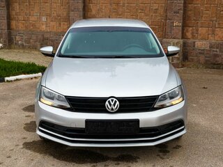 2015 Volkswagen Jetta VI Рестайлинг, серебристый, 1100000 рублей, вид 2