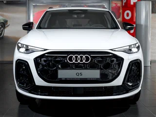 2026 Audi Q5 L III (GU), белый, 6700000 рублей, вид 3