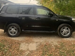 2011 Toyota Land Cruiser 200 Series, чёрный, 3300000 рублей, вид 4