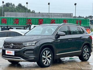 2022 Volkswagen Tayron I, чёрный, 1840000 рублей, вид 1