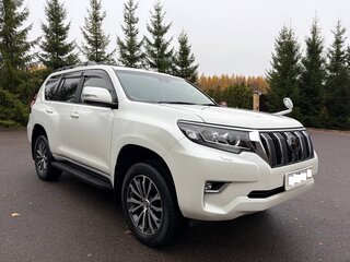 2018 Toyota Land Cruiser Prado 150 Series Рестайлинг 2, белый, 4830000 рублей, вид 1