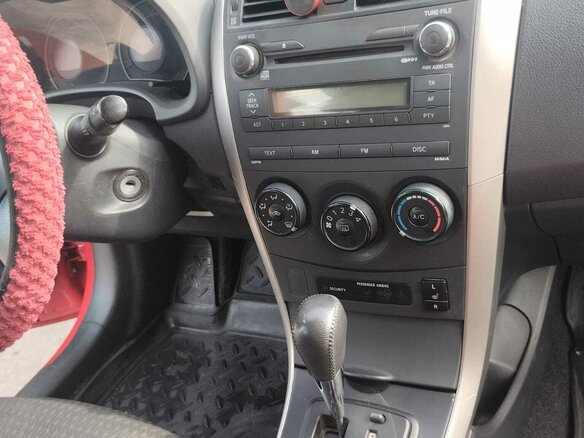 2008 Toyota Corolla AMT X (E140, E150), красный, 695000 рублей - вид 8
