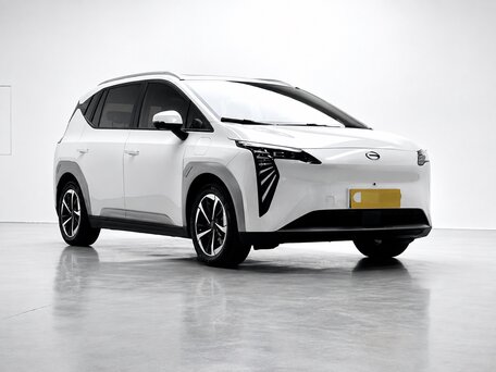 2023 Aion Y Plus 51.9 kWh, белый, 1365007 рублей, вид 3