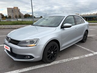 2013 Volkswagen Jetta VI, серебристый, 1100000 рублей, вид 3