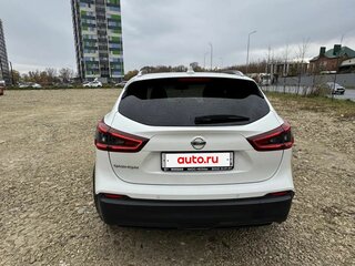 2021 Nissan Qashqai II Рестайлинг, белый, 2350000 рублей, вид 4