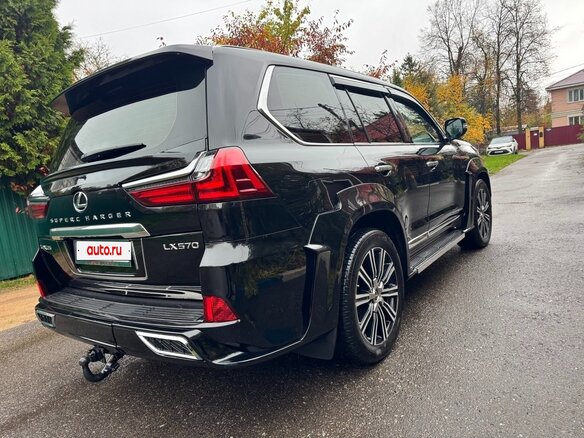 2018 Lexus LX 570 III Рестайлинг 2, чёрный, 9999999 рублей