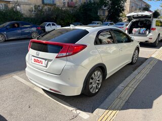 2012 Honda Civic IX, белый, 1350000 рублей, вид 2