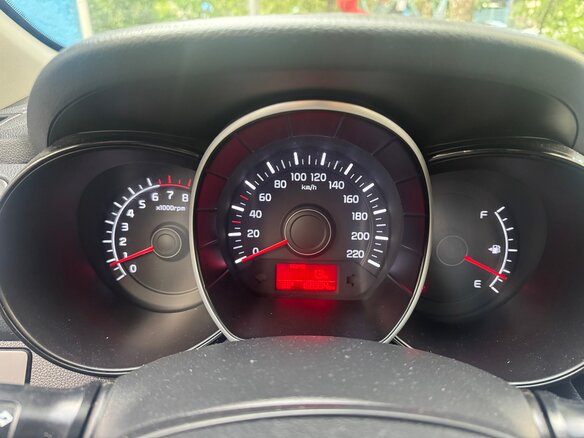 2015 Kia Rio 6-speed III, серебристый - вид 6