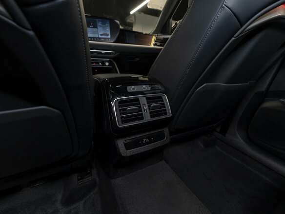 2026 Audi Q5 L III (GU), зелёный, 6350000 рублей - вид 13