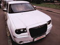 2005 Chrysler 300C I, белый - вид 2