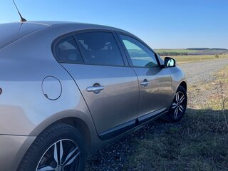 2012 Renault Fluence I, бежевый, 630000 рублей, вид 3