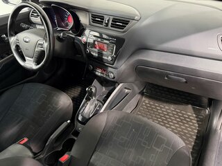 2017 Kia Rio III Рестайлинг, серый, 1169800 рублей, вид 3