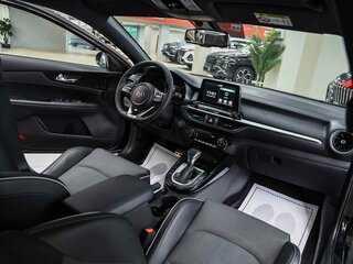 2019 Kia Cerato IV, чёрный, 1650000 рублей, вид 5