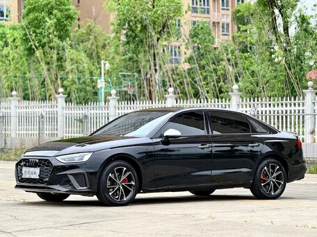 Audi A4 V (B9) Рестайлинг