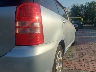 2004 Toyota Wish I, голубой, 920000 рублей, вид 2