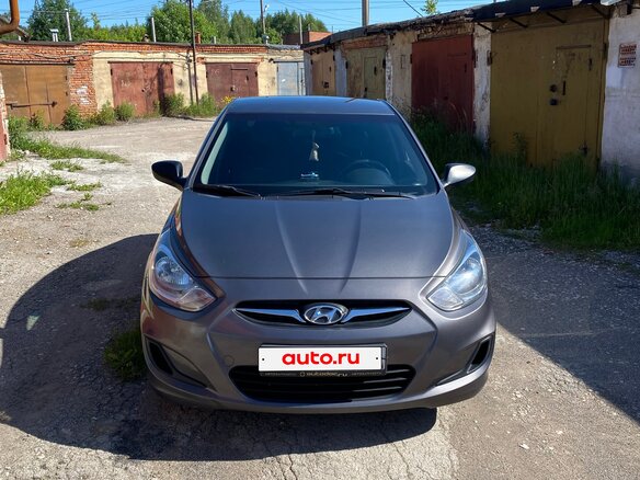 2011 Hyundai Solaris I, серый