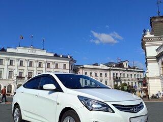 2016 Hyundai Solaris I Рестайлинг, белый, 1100000 рублей, вид 3
