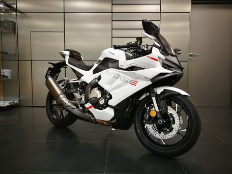 2026 Voge RR500S, белый, 687000 рублей, вид 1